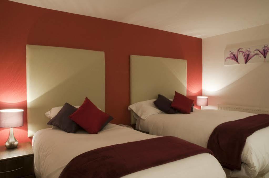 Haveli Hotel Hensol Eksteriør bilde
